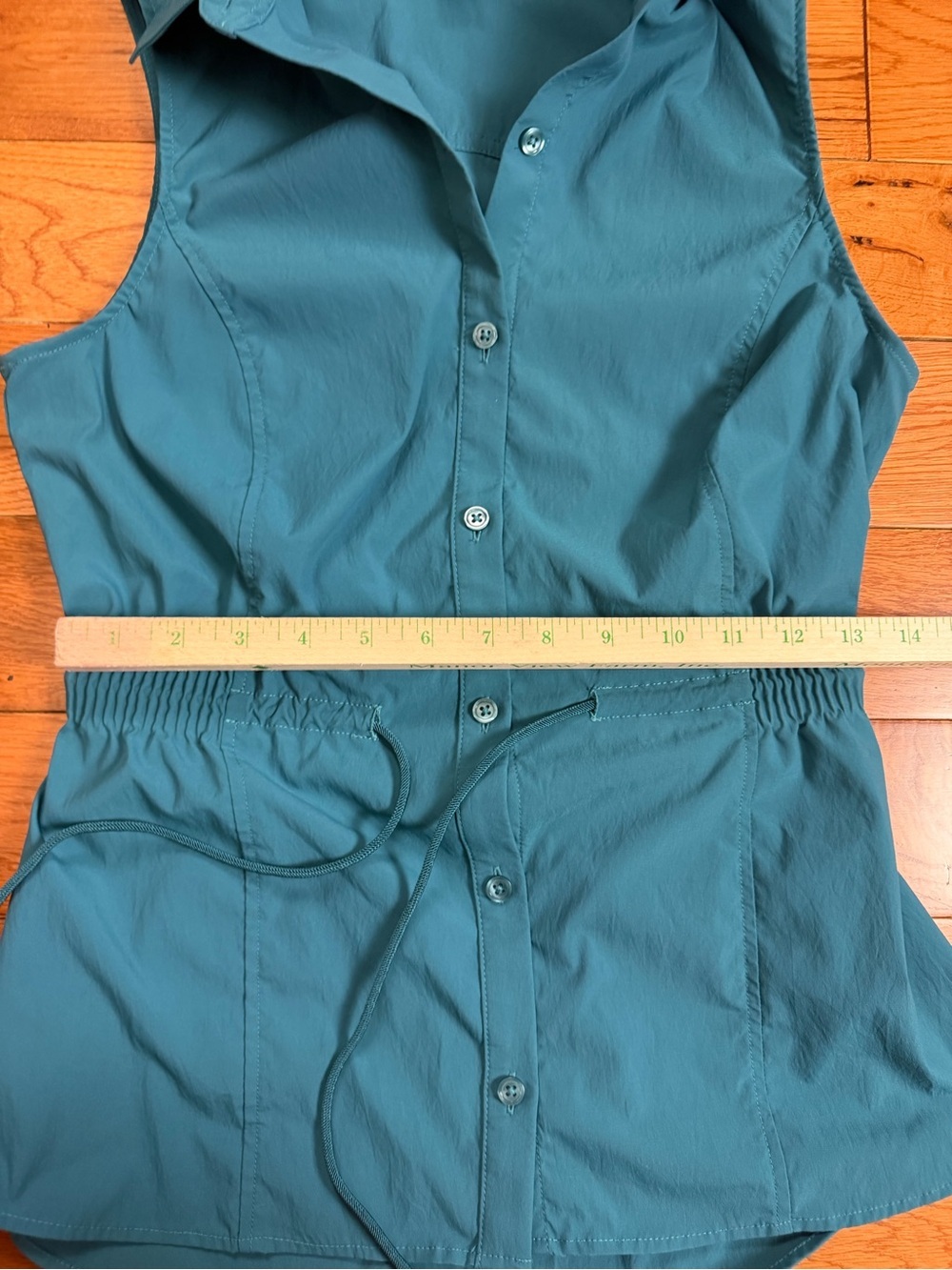 Athleta Levitate Poplin Button-Up Sleeveless Top NWOT - Picture 6 of 7